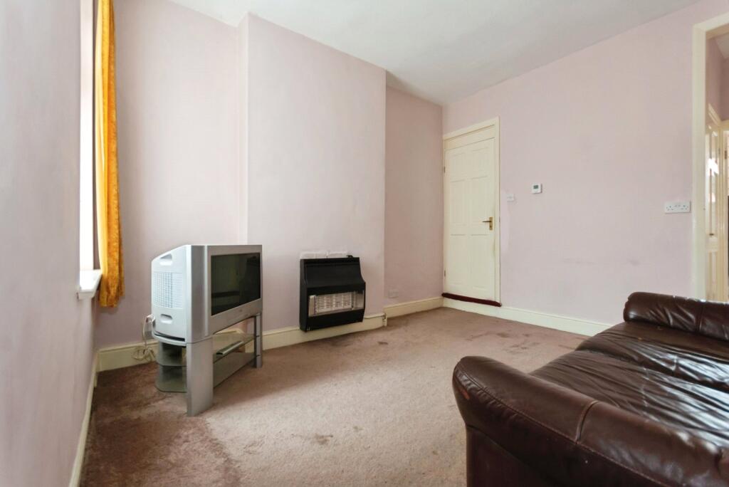 Barrows Road, Birmingham, West Midlands, B11 photo 4