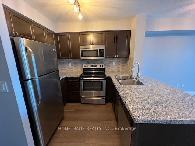 1709-3 Michael Power Place, Toronto, ON, M9A 0A2 photo 3
