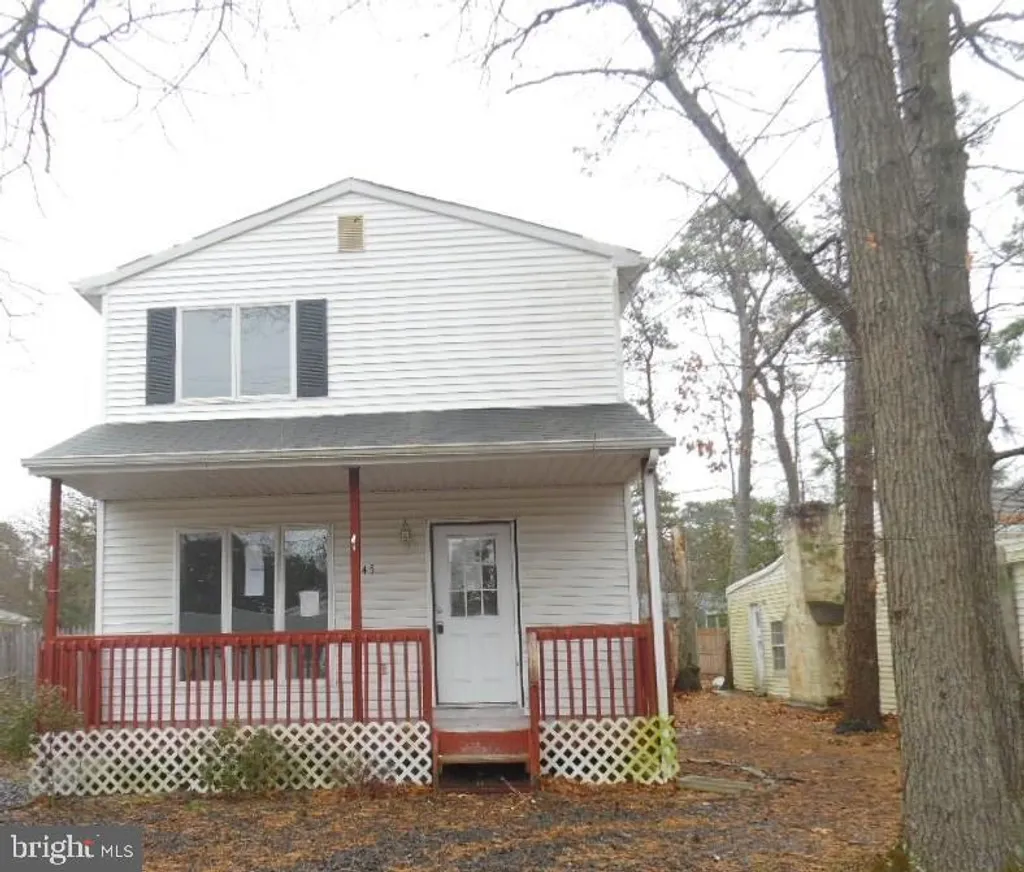 45 Poplar Street, Waretown, NJ 08758