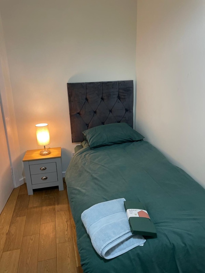 Room in a Shared House, Elswick St, SW6, N1 7GU