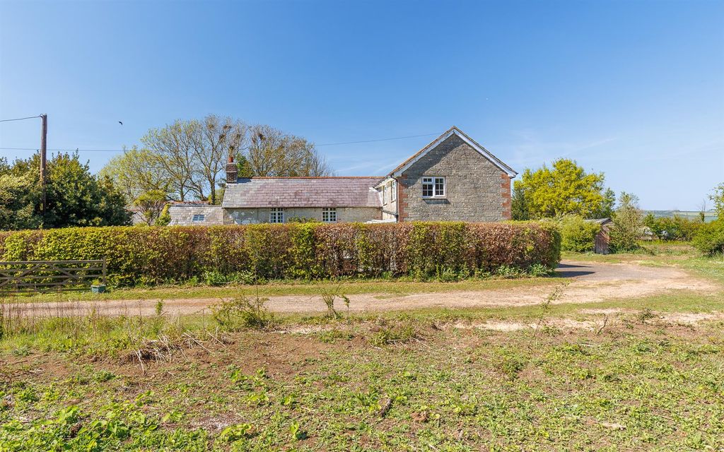 Additional image 19 of 5 bed farmhouse for saleArreton, Isle Of Wight PO30