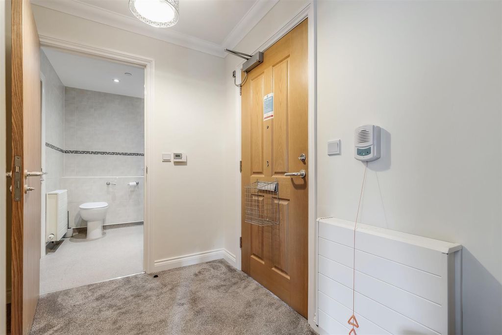 Additional image 12 of 1 bed flat for saleValley Drive, Ilkley LS29