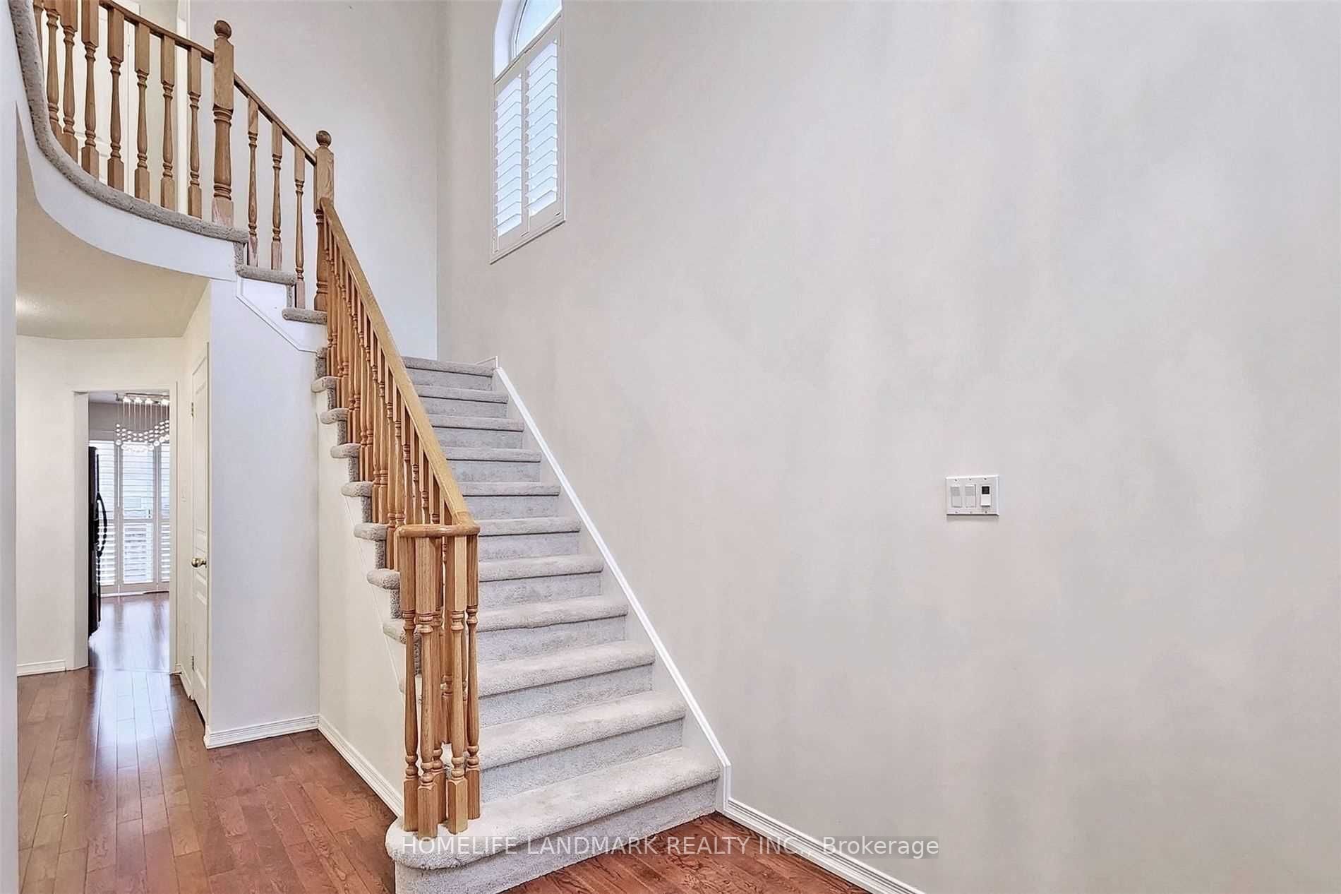 Additional image 3 of 7 Cottinghill Way, Aurora, ON, L4G 7V4