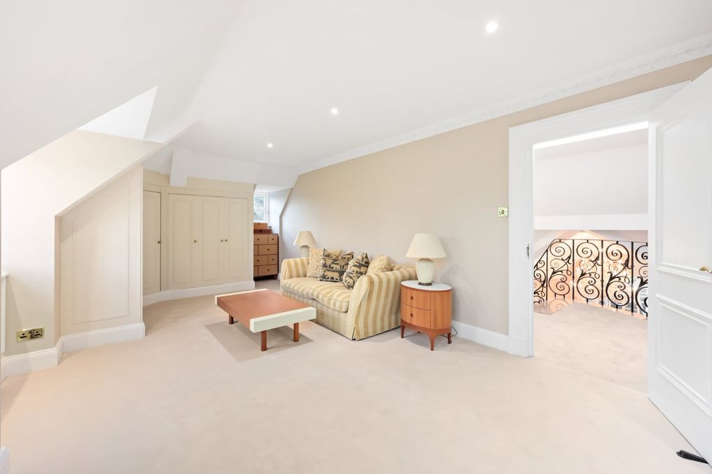 Additional image 28 of 8 bed detached house for saleByron Drive, London N2