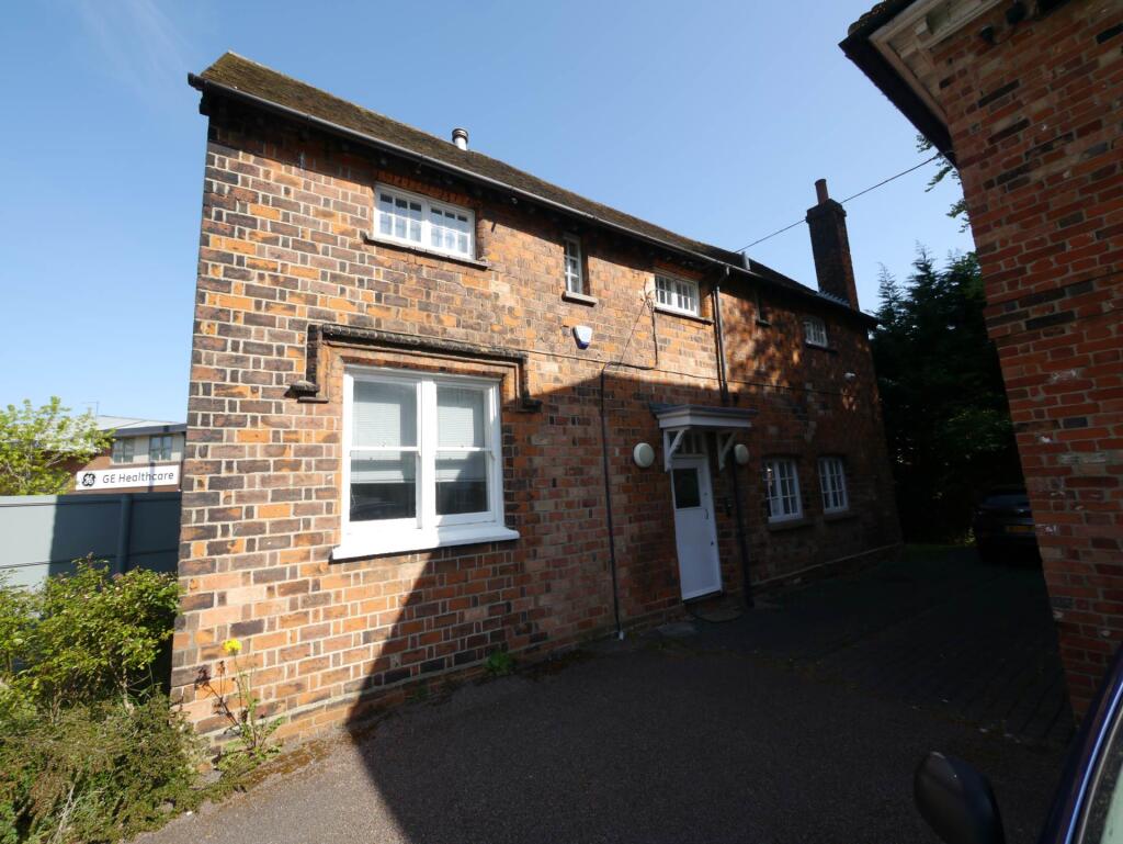 Additional image 22 of Great North Road, Hatfield