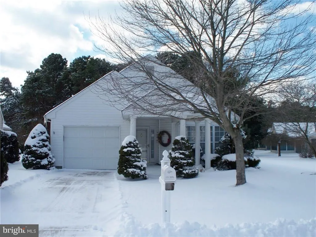 570 Waterford Drive, Toms River, NJ 08753