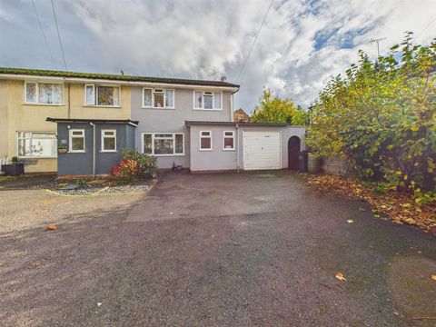 Edinburgh Road, Reading RG30