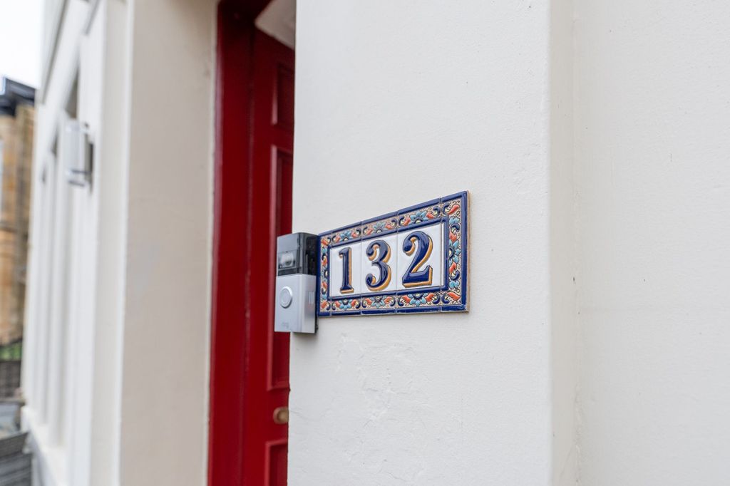 Additional image 21 of 3 bed flat for saleFinnart Street, Greenock PA16