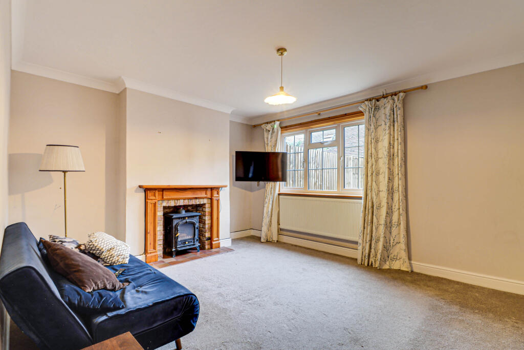 Additional image 2 of New Fiddlers Hill, Harpenden, AL5