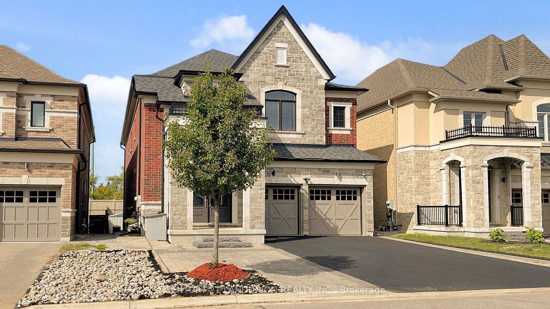 234 Touch Gold Crescent, Aurora, ON, L4G 3X5 photo 2