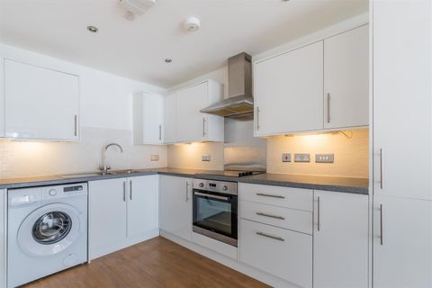 Cathays Terrace, Cathays, Cardiff CF24