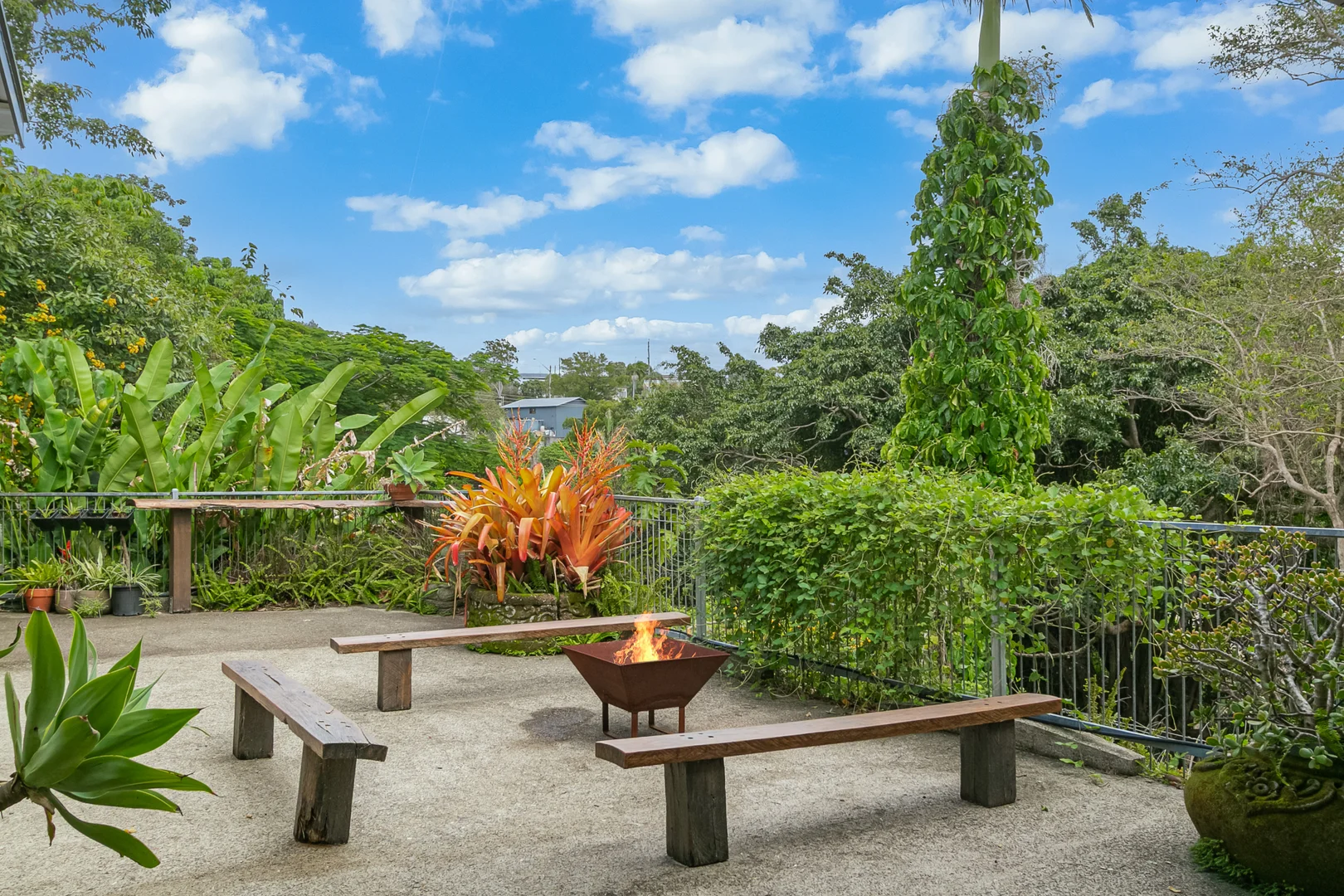 Additional image 28 of 10 Sexton Hill Drive, Banora Point NSW 2486