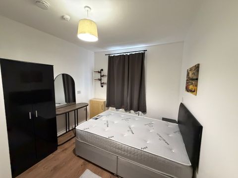 Weaste Lane, Salford M5, Room to rent