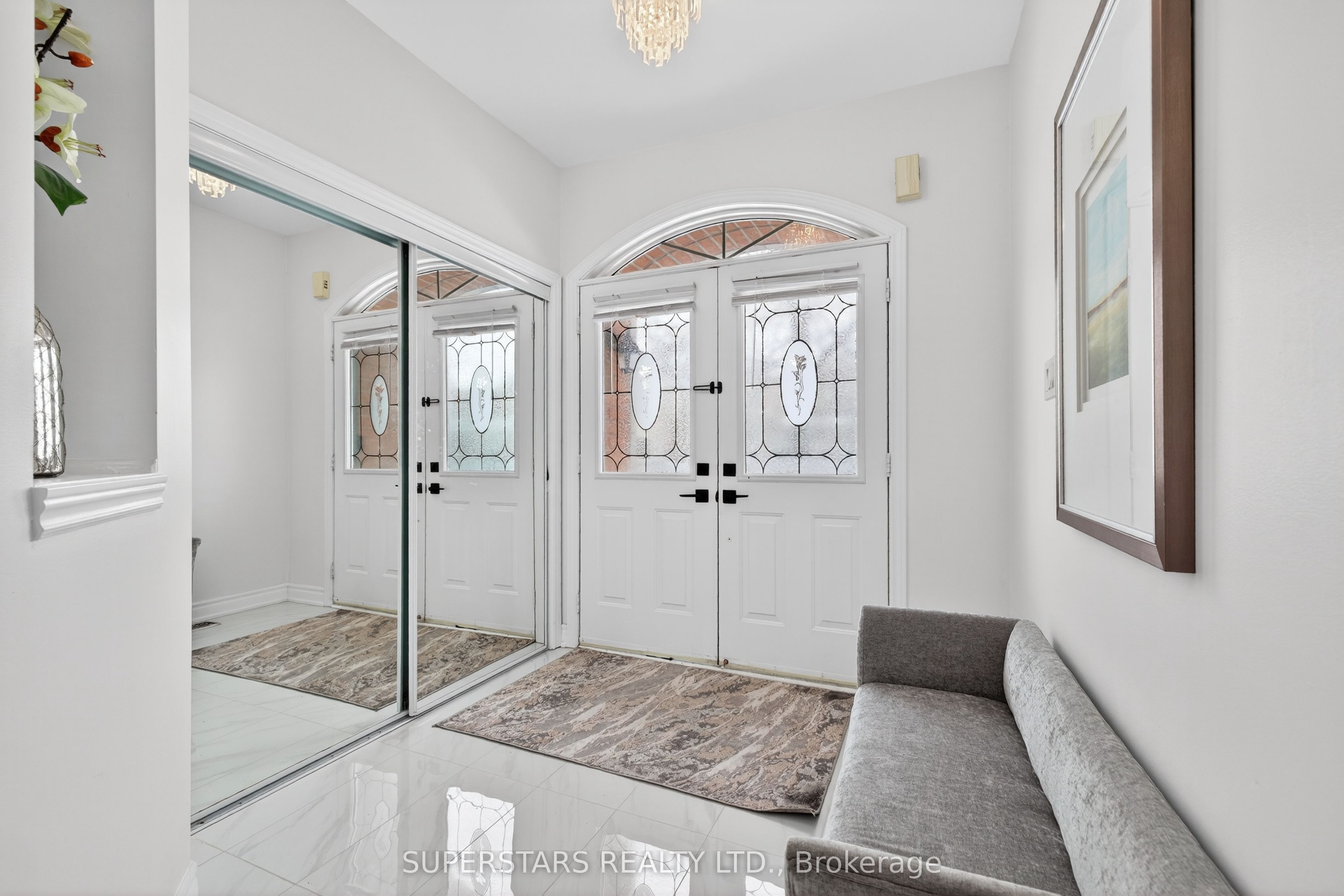68 Albright Crescent, Richmond Hill, ON, L4E 4Z4 photo 2