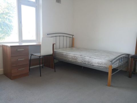Beeston Road, Nottingham, Nottingham NG7, Room to rent