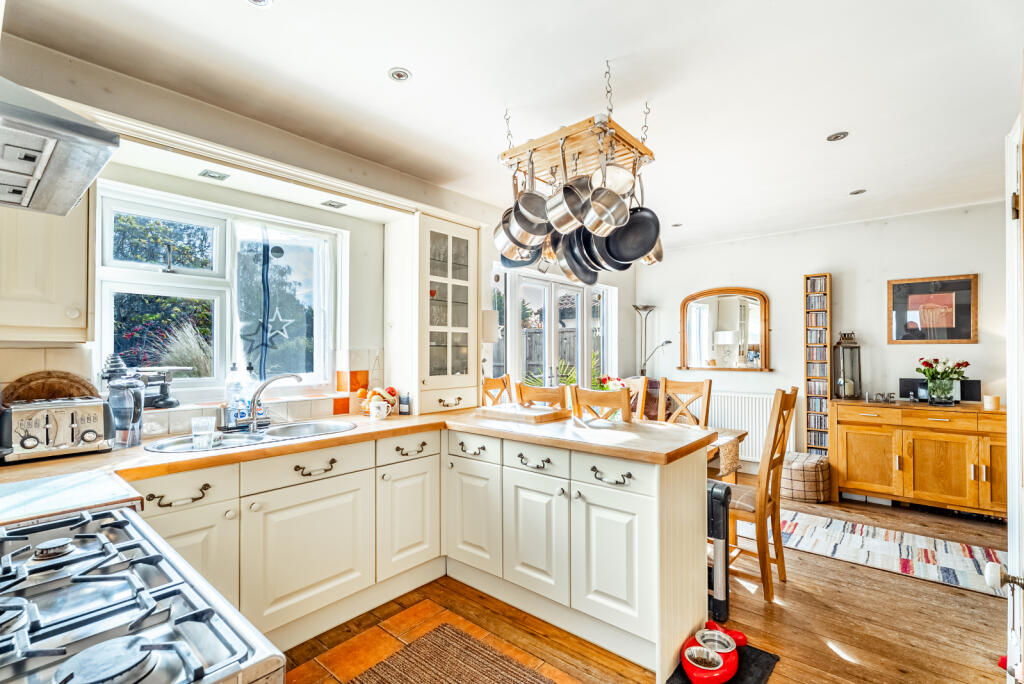 Additional image 6 of Harpenden Lane, Redbourn, St. Albans, Hertfordshire, AL3