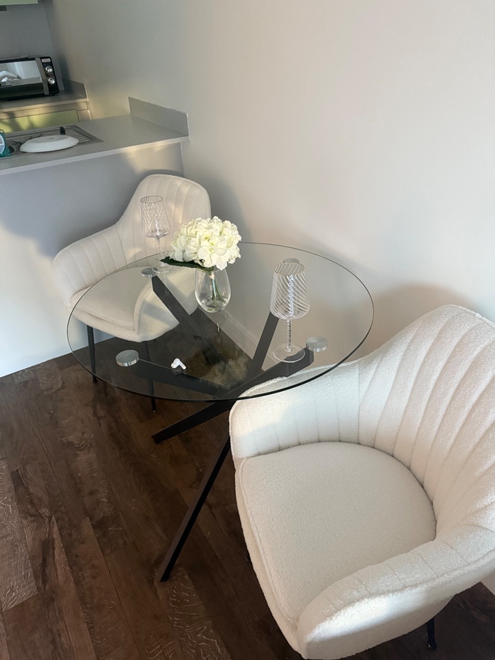 1 Bed Flat, The Hub, B4, N1 7GU photo 4
