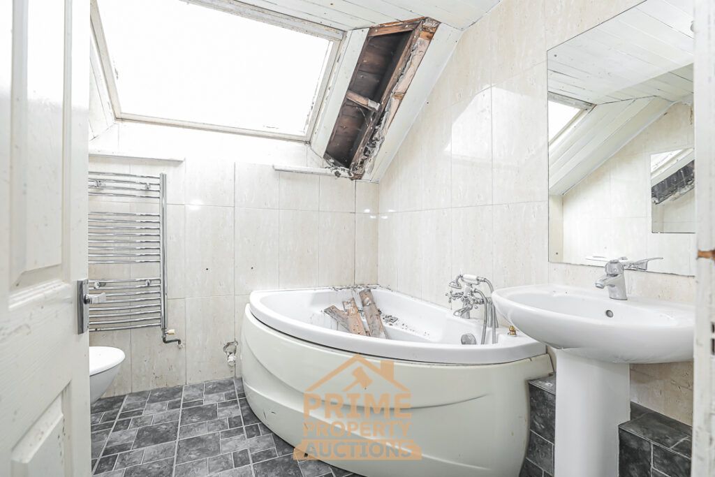 Additional image 27 of 5 bed detached house for sale49 Finnart Street, Greenock PA16