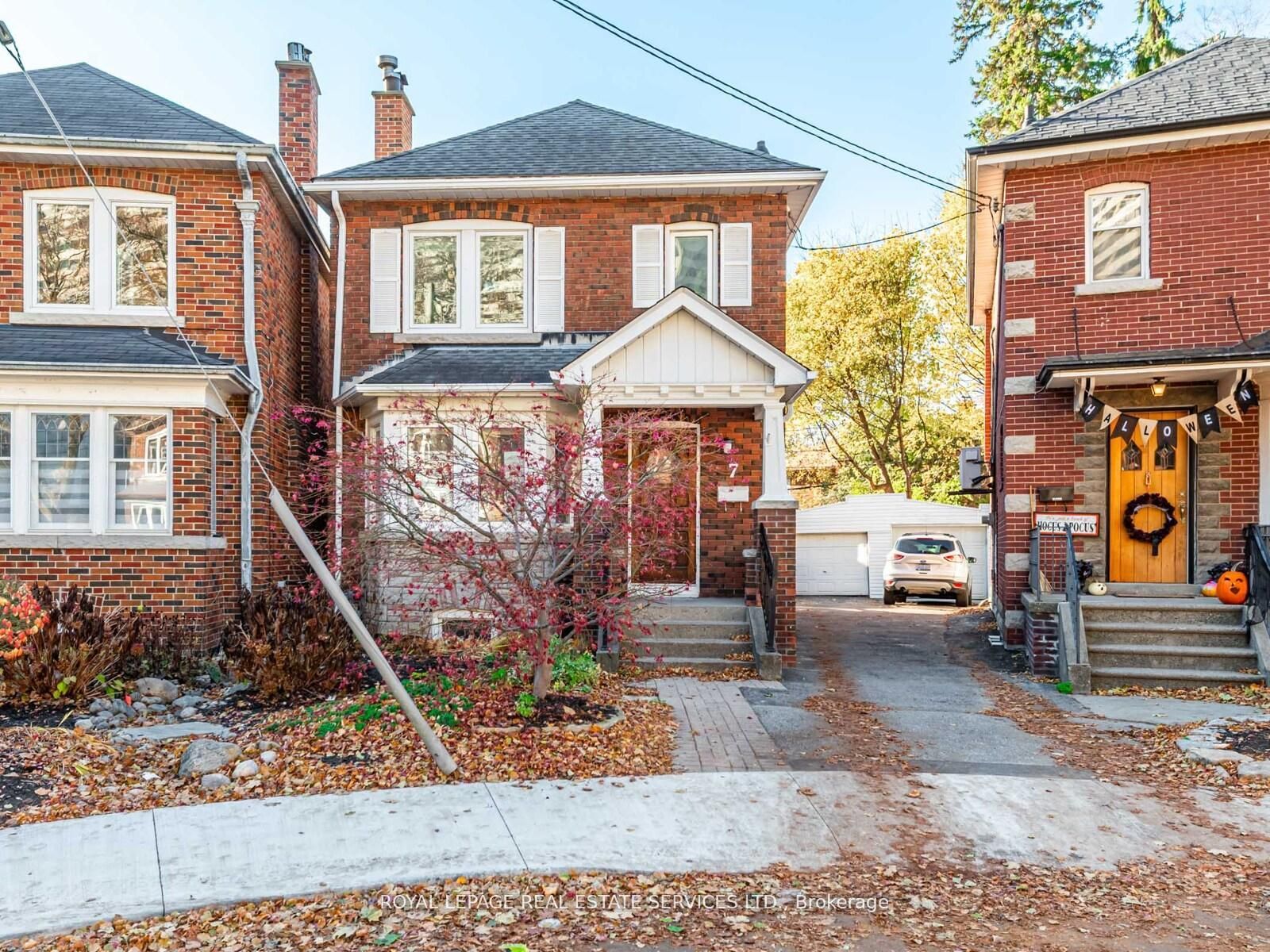 7 Duplex Crescent, Toronto, ON, M5P 1J1