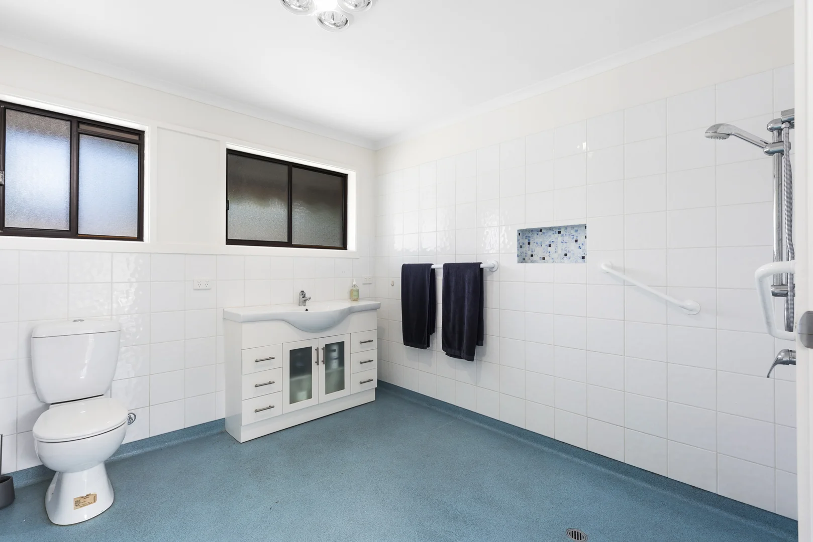 8 Carcoola Court, Rosebud VIC 3939 photo 5