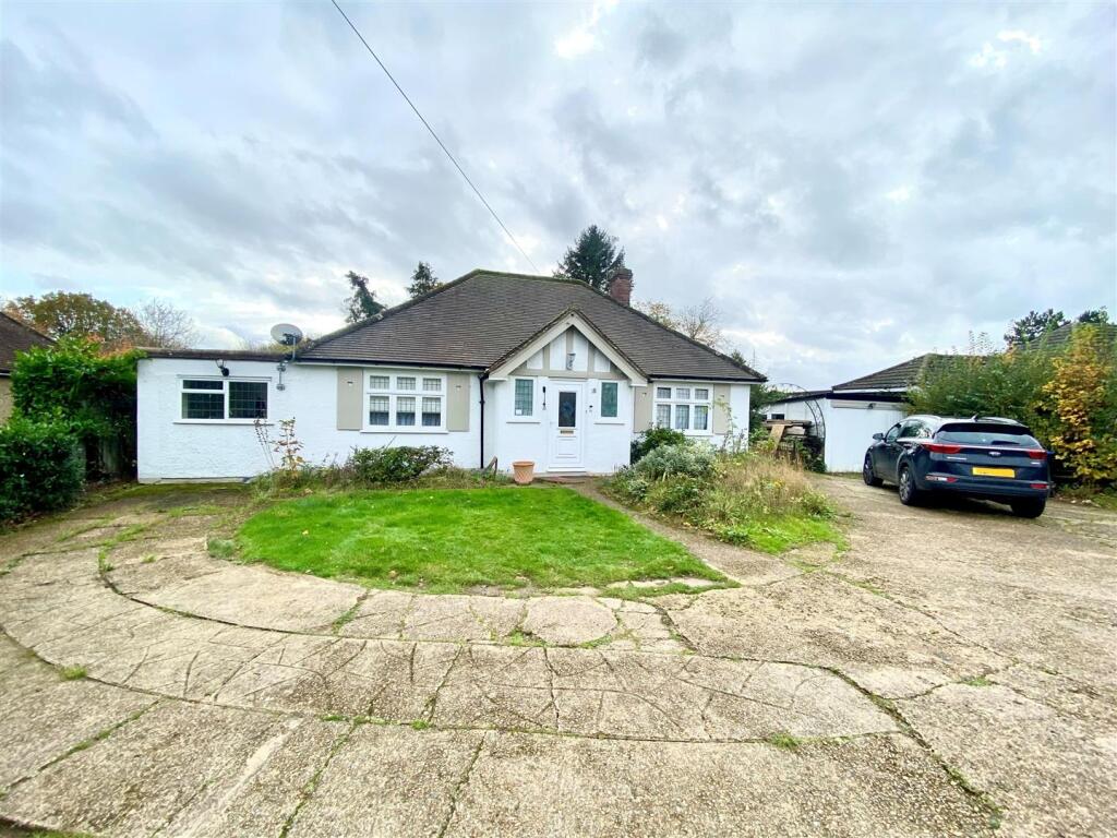 Hawkshead Lane, North Mymms
