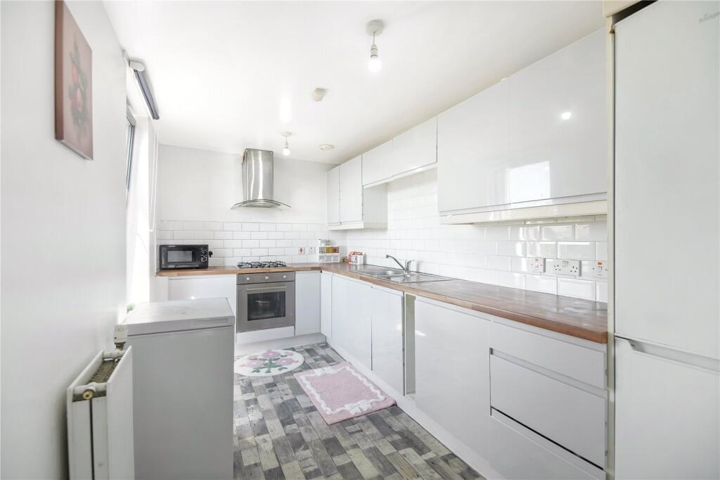 2 Bed Flat, Golspie St, G51, N1 7GU photo 2