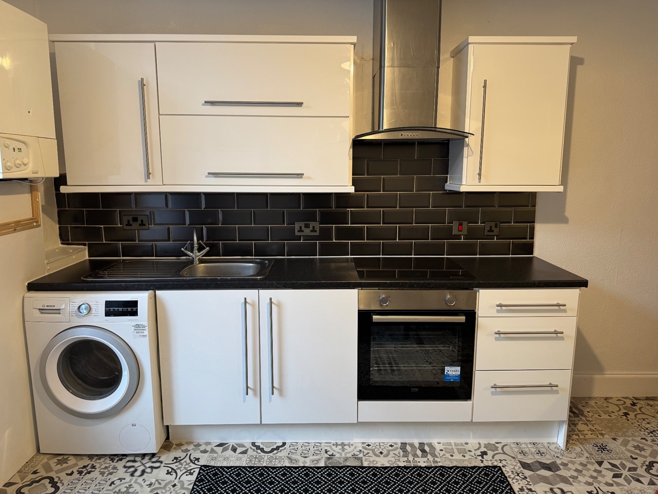 Additional image 8 of 3 Bed Flat, Rupert Street, G4, N1 7GU