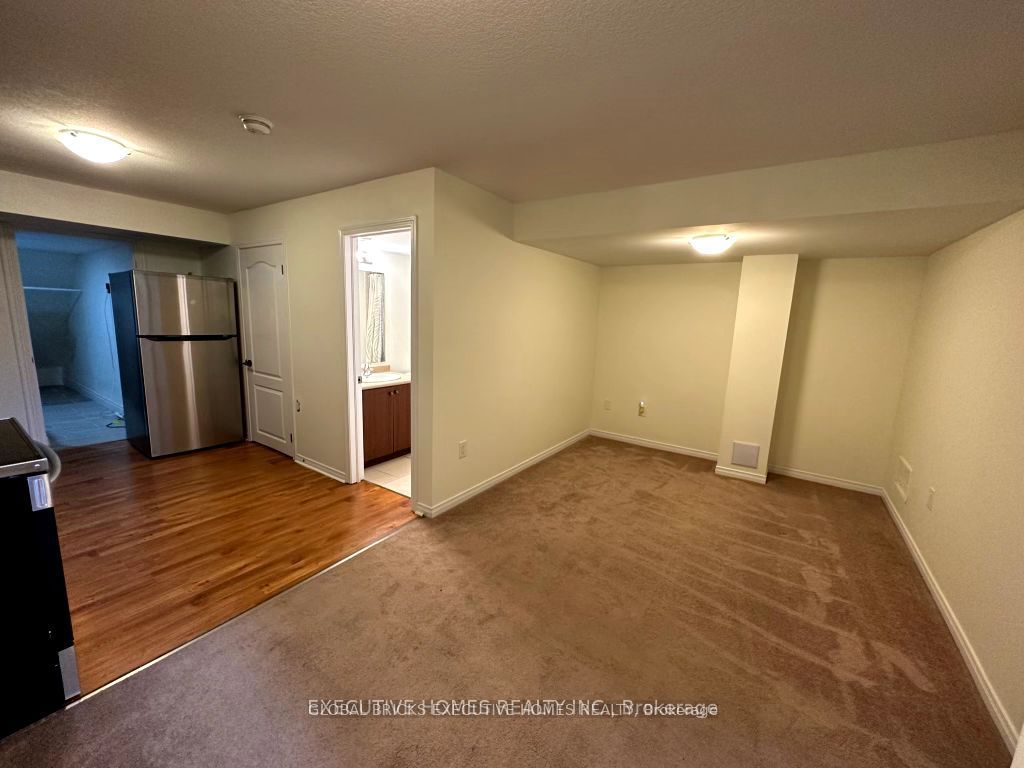 Additional image 2 of 103 Baffin Crescent, Brampton, ON, L7A 0C7
