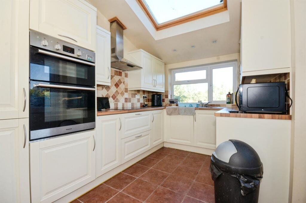 Lea Walk, HARPENDEN photo 5