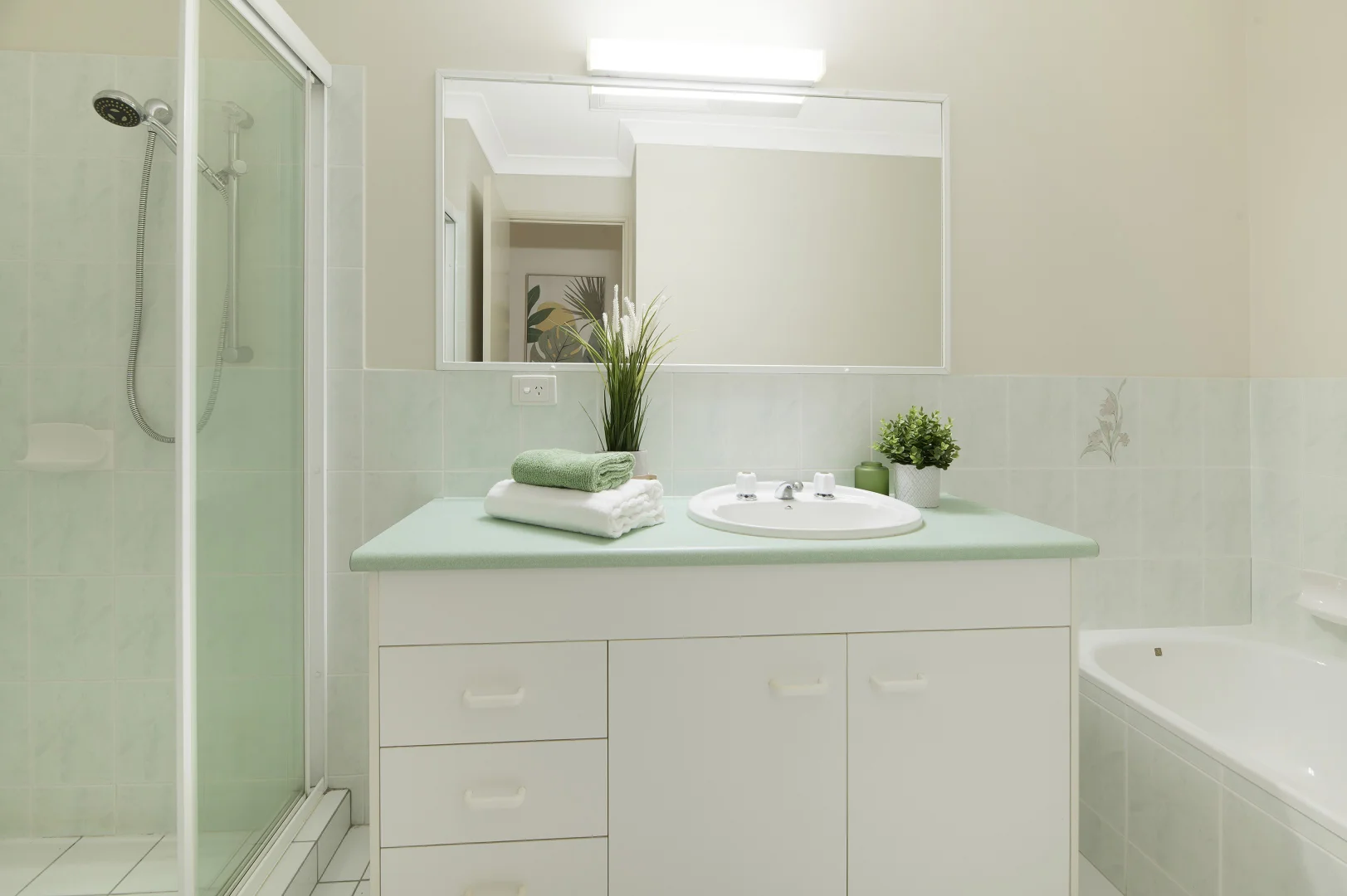Additional image 14 of 1/36 Tawarri Crescent, Burleigh Heads QLD 4220