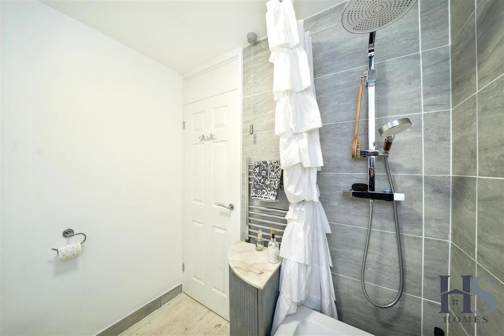 Additional image 10 of 2 bed flat for saleBadgers Bank Road, Sutton Coldfield B74