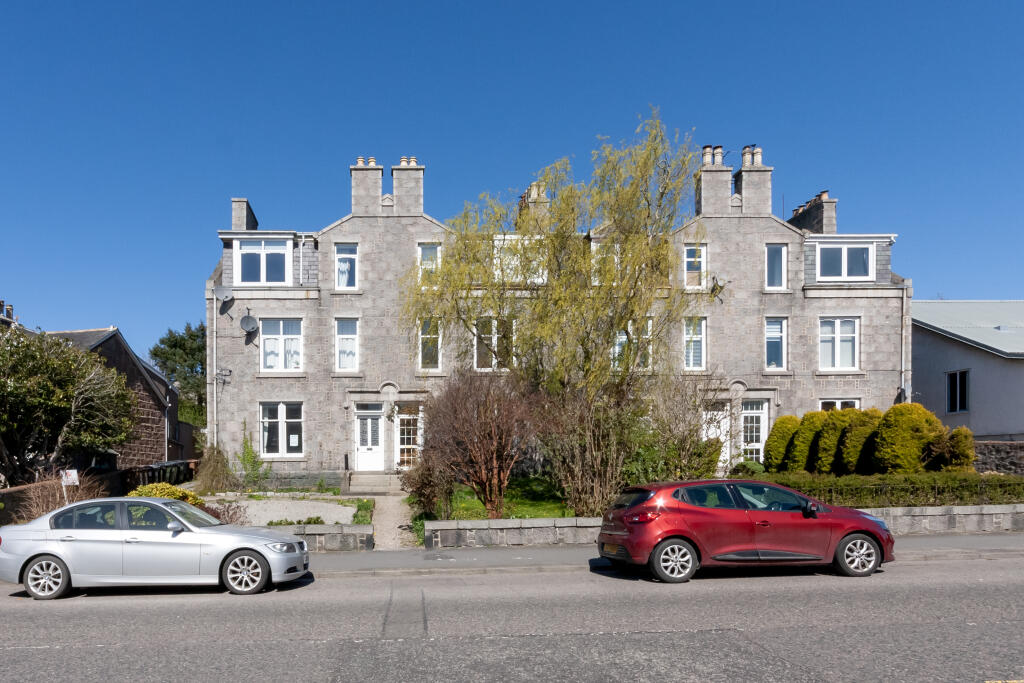 North Deeside Road, Peterculter, Aberdeen, AB14