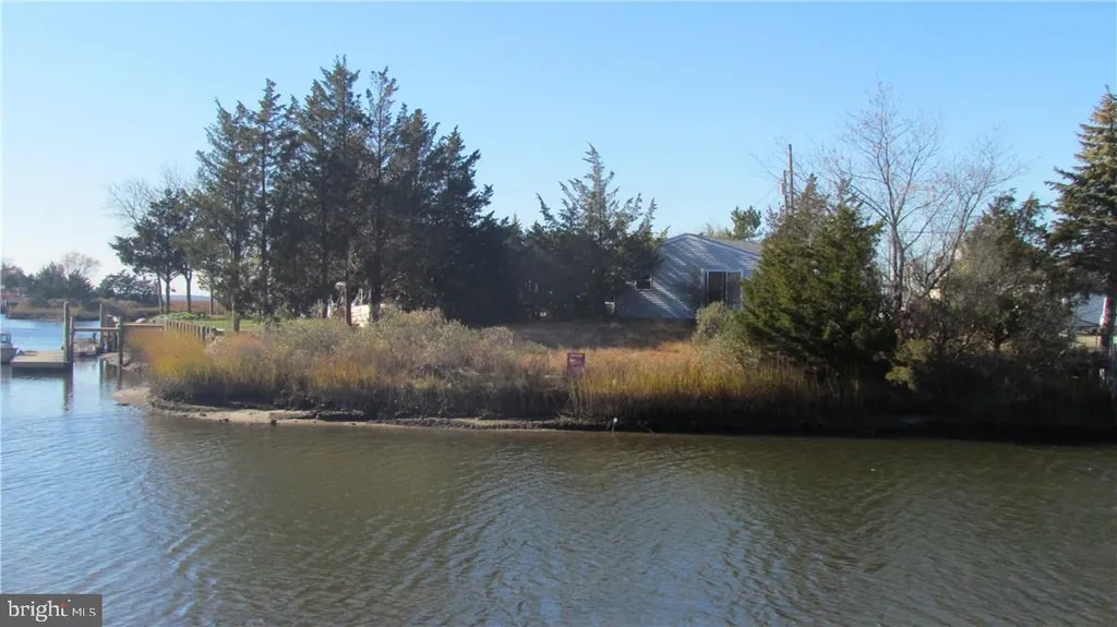 41 Los Angeles Drive, Tuckerton, NJ 08087