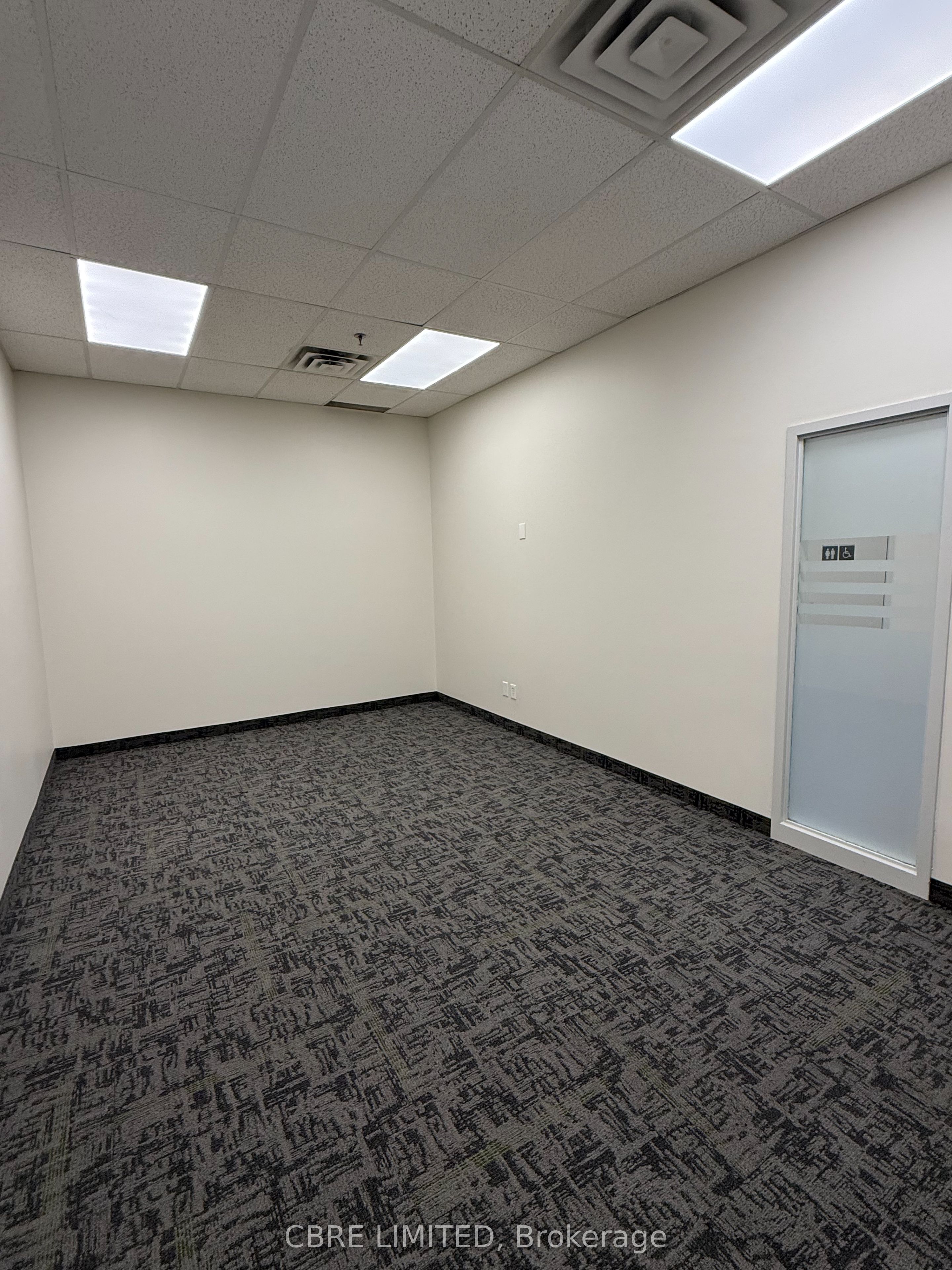 Additional image 4 of 1-2-4060A Sladeview Crescent, Mississauga, ON, L5L 5Y5