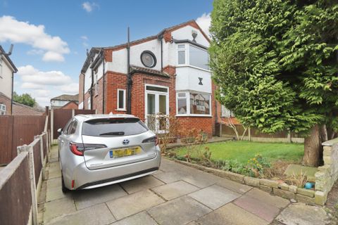 Windsor Road, Prestwich M25