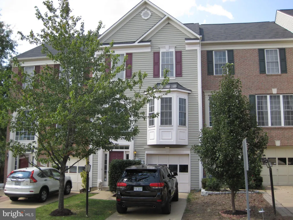 14090 Malta Street, Woodbridge, VA 22193
