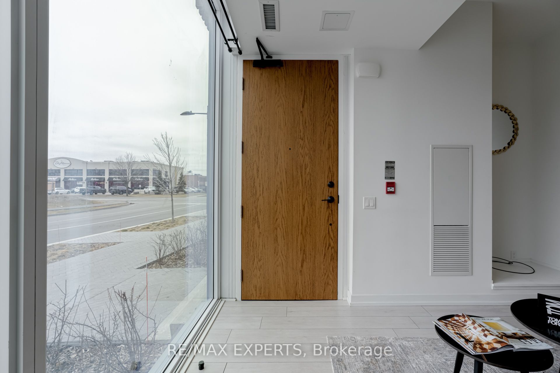 Additional image 2 of Th02-9 Buttermill Avenue, Vaughan, ON, L4K 0J5