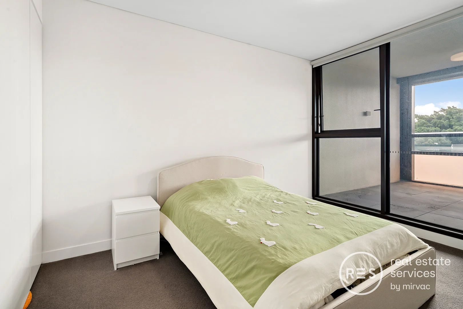 Additional image 4 of 209/6 Ebsworth Street, Zetland NSW 2017