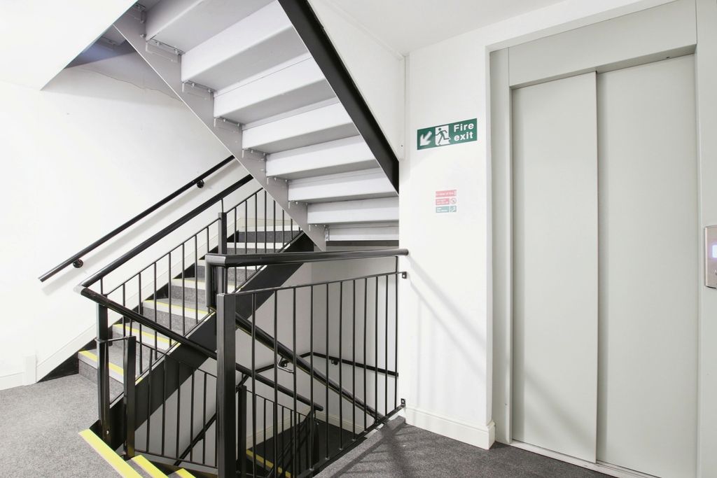 Additional image 8 of 1 bed flat for saleWellington Street, Hull HU1