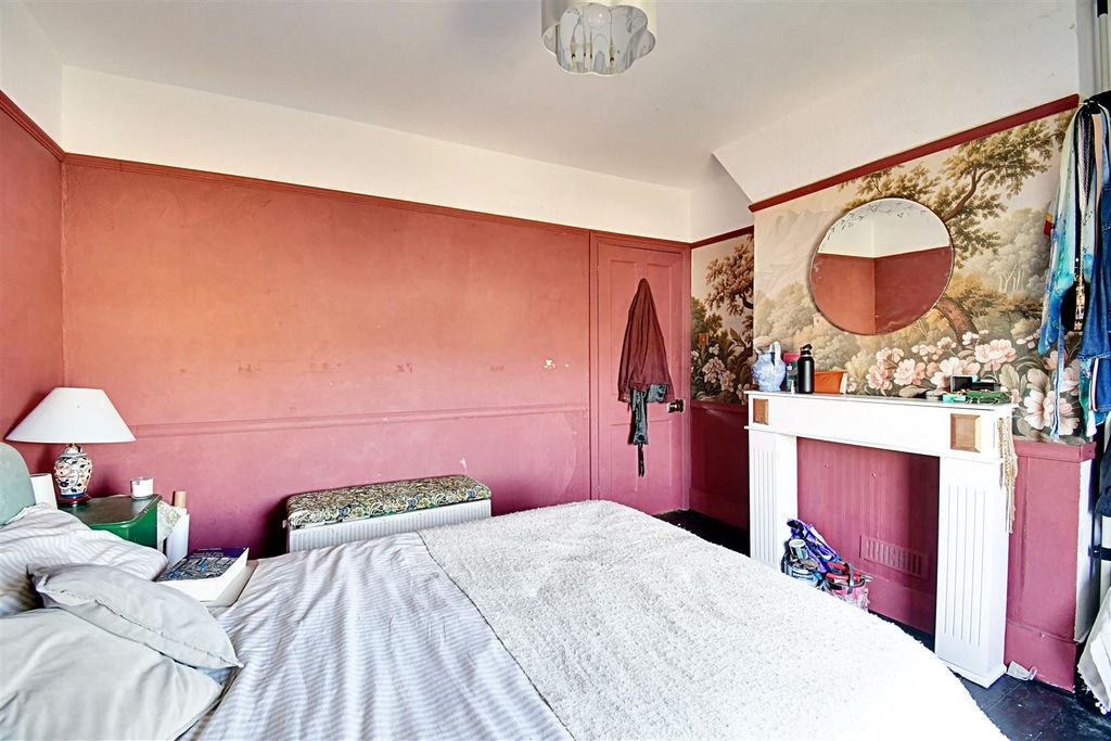 Additional image 12 of 2 bed end terrace house for saleMead Lane, Hertford SG13