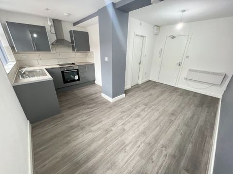 Saffron Lane, Leicester LE2, Studio to rent