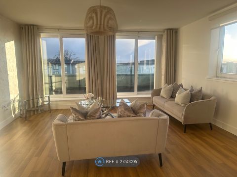 Burnbrae Drive, Edinburgh EH12