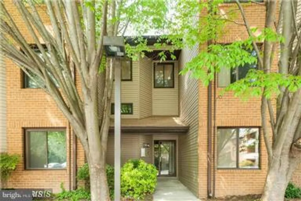 1702 Mount Washington Court Unit D, Baltimore, MD 21209
