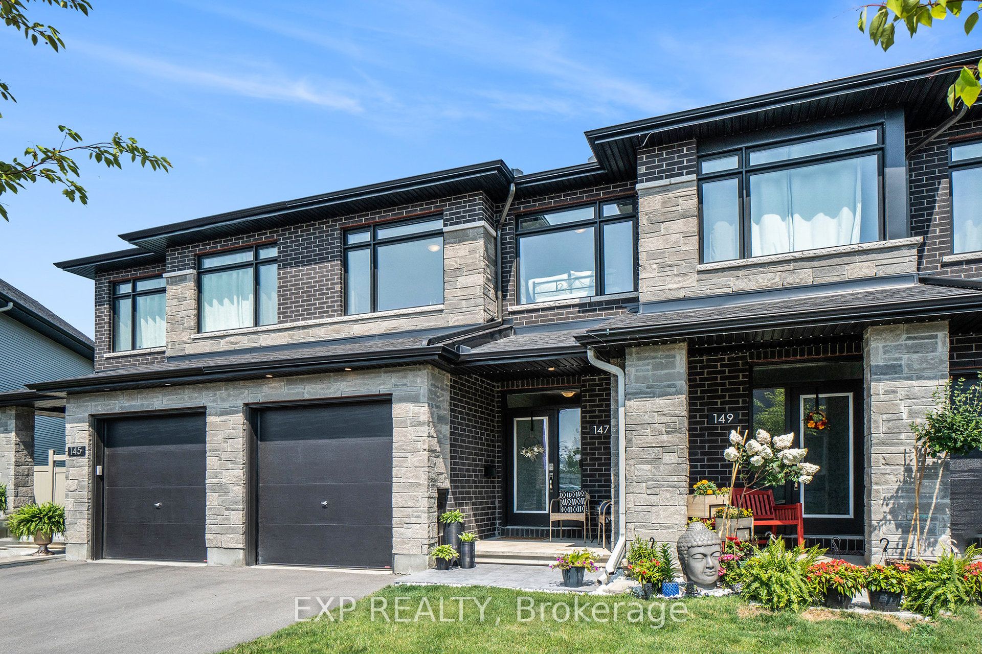Additional image 2 of 147 Wabikon Crescent, Ottawa, ON, K1X 0H8