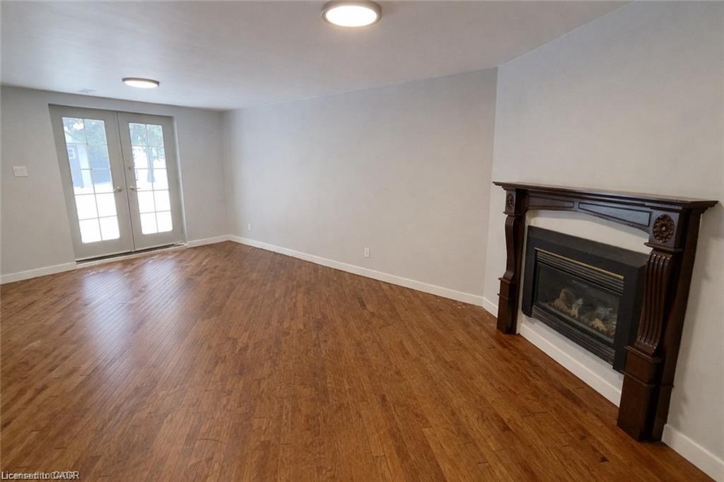2-43 Southwood Drive, Kitchener, ON, N2E 2E6 photo 2