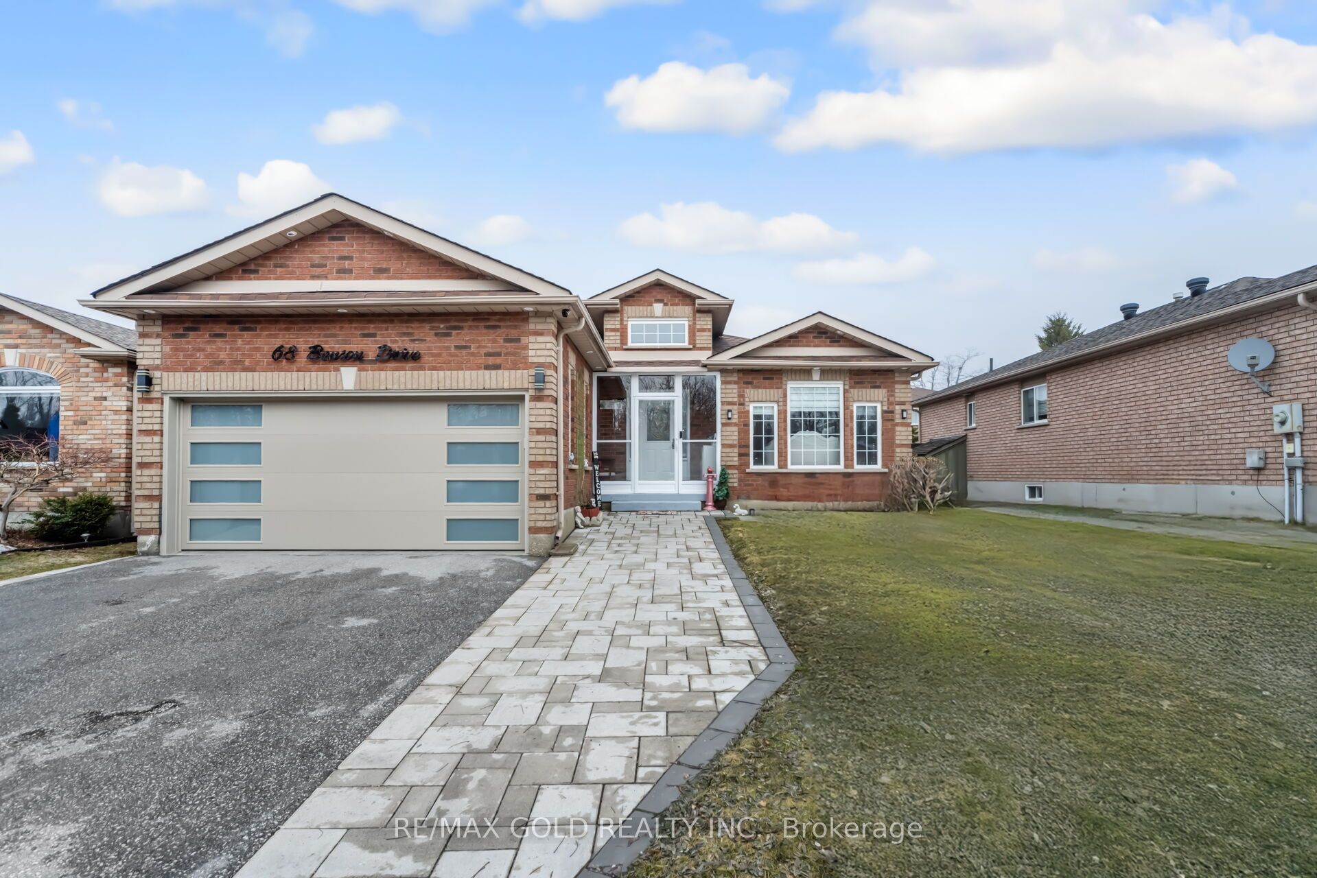 68 Benson Drive, Barrie, ON, L4N 7Y2