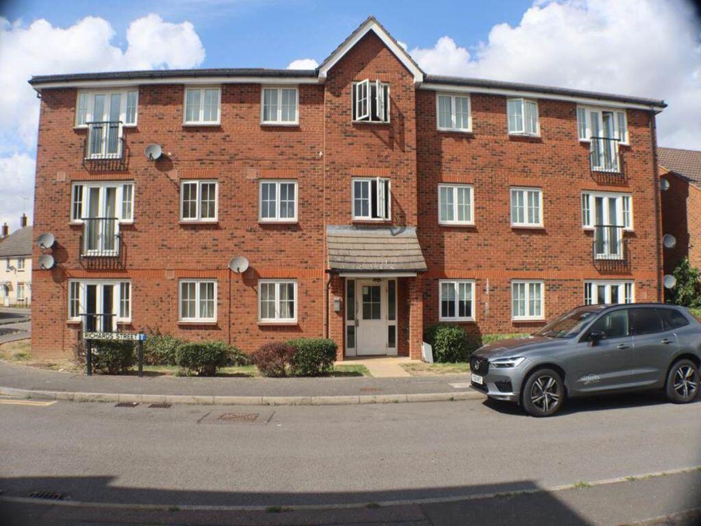 Richards Street, Hatfield, AL10