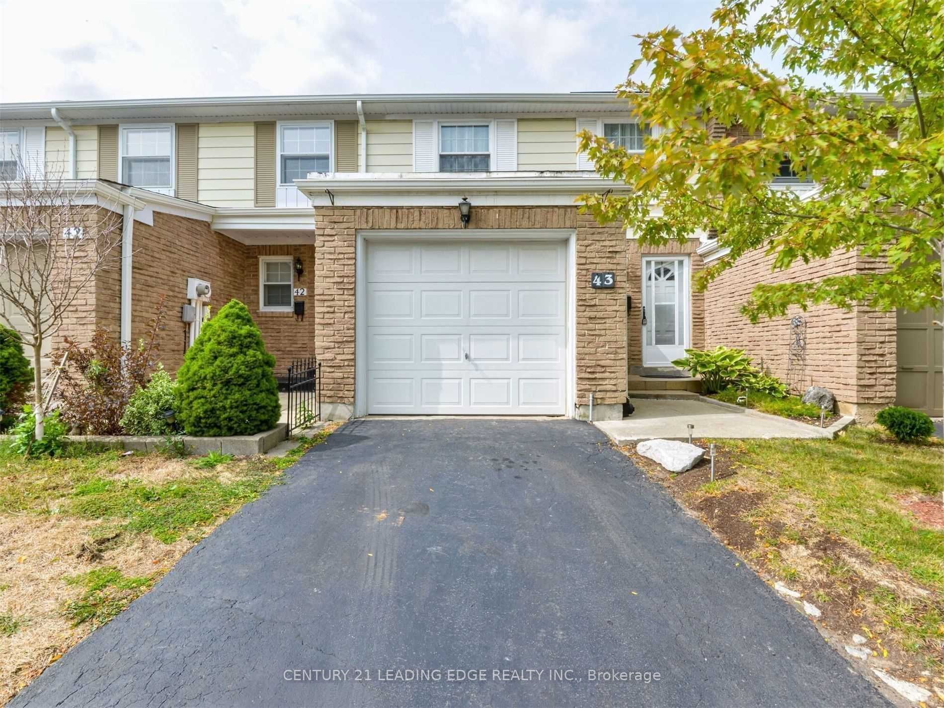 43-2288 The College Way, Mississauga, ON, L5L 3Z5
