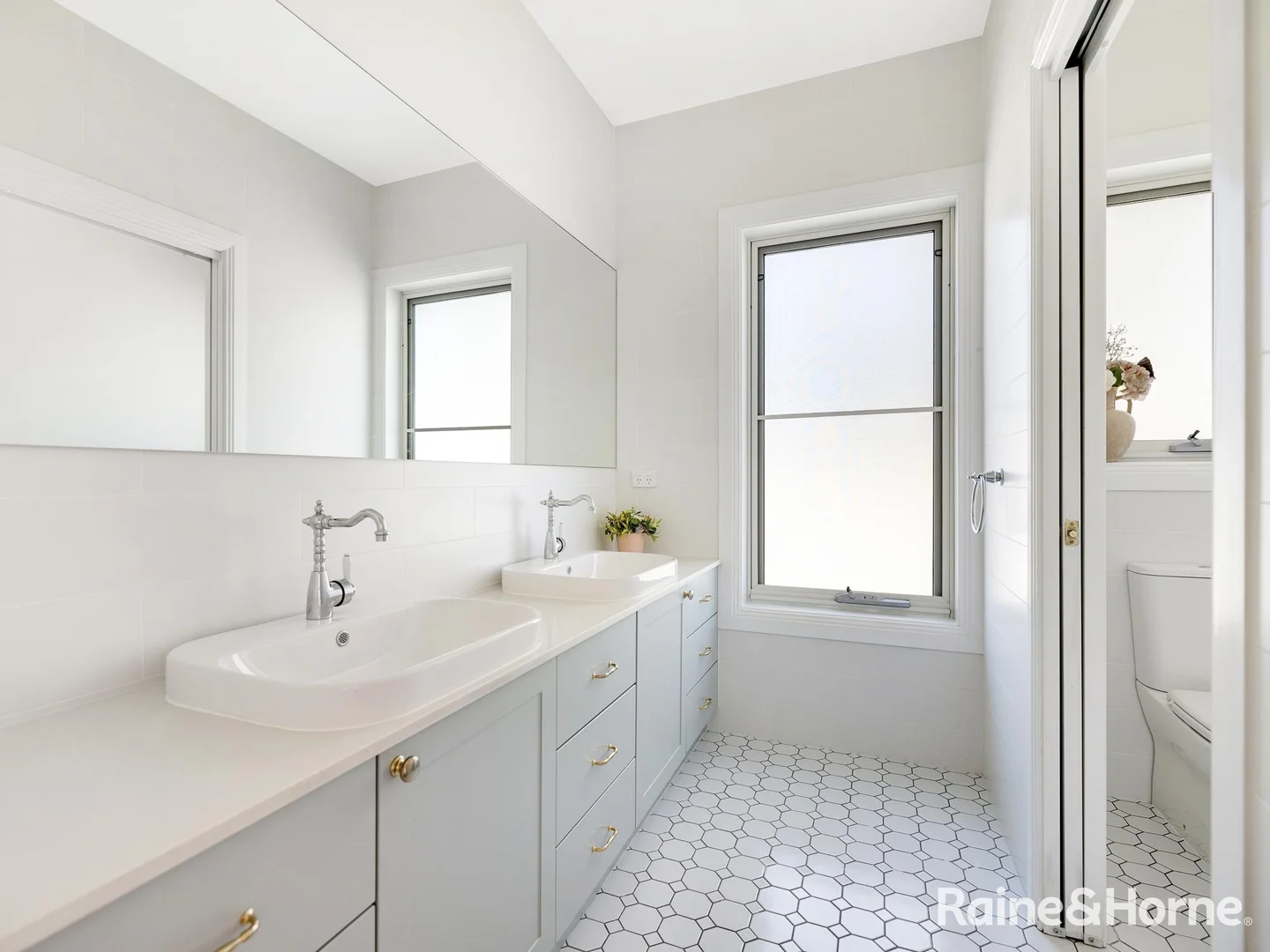 Additional image 15 of 118 Samuel Way, The Lagoon NSW 2795
