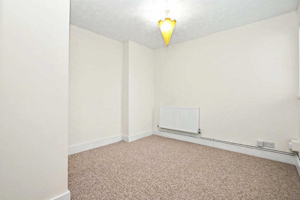 Additional image 3 of High Street, London Colney, AL2